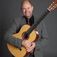 Guitarist Finn Elias Svit